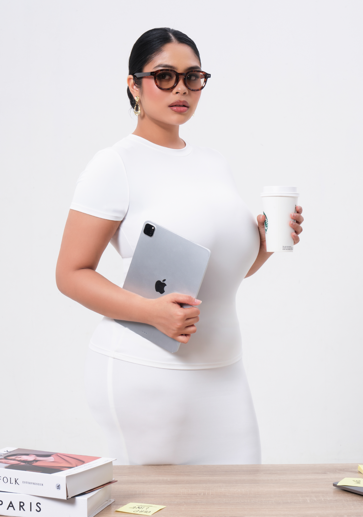evAIRYday Bodycon Short Sleeve Tee